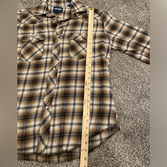 Wrangler Vintage Neutral Color Plaid Pearl Snap Long Sleeve Western Shirt - Picture 9 of 9
